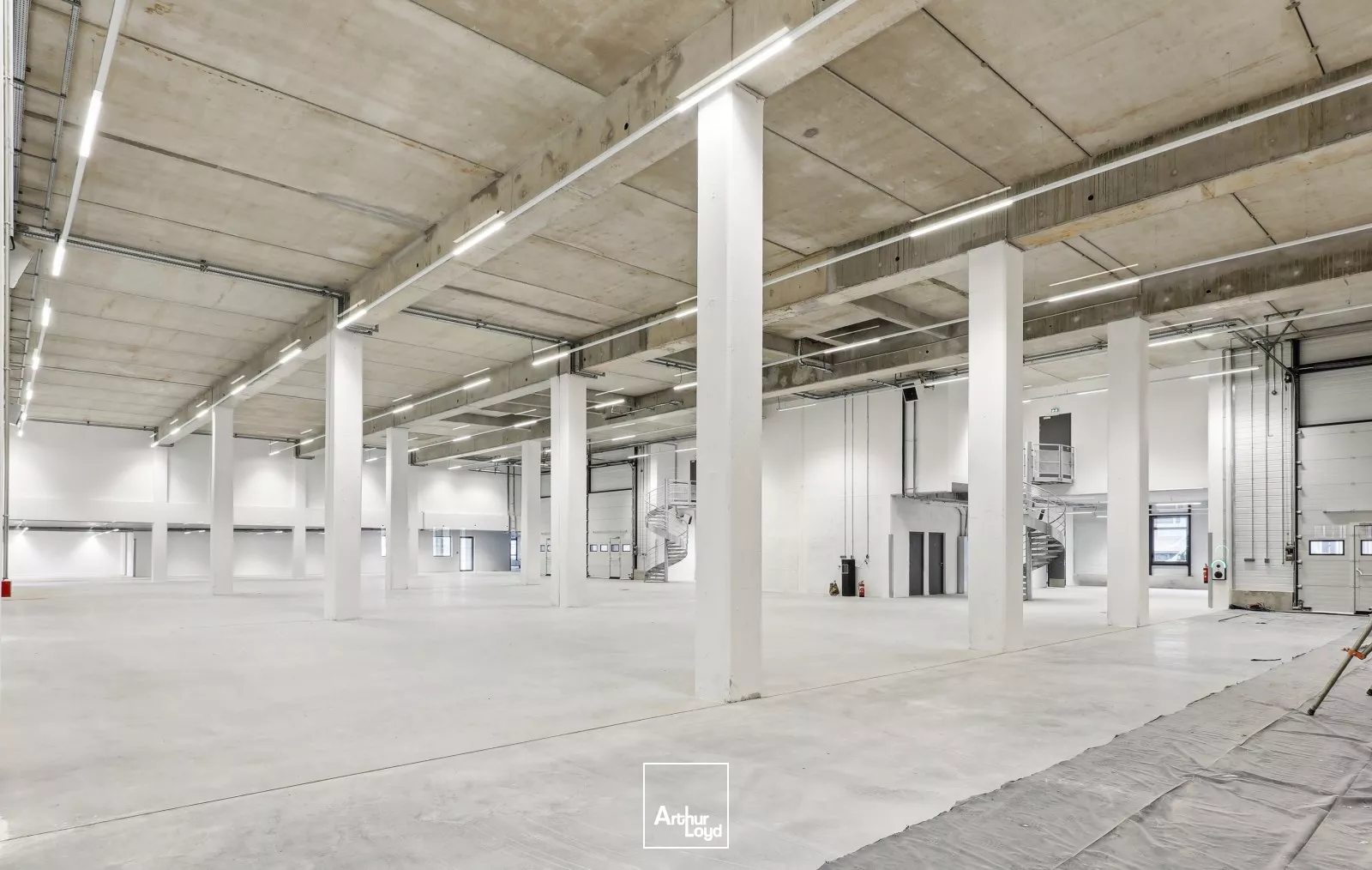 Parc Eiffel Nanterre Seine - Logistique urbaine à Nanterre - Locaux neufs dans un immeuble nouvelle génération 