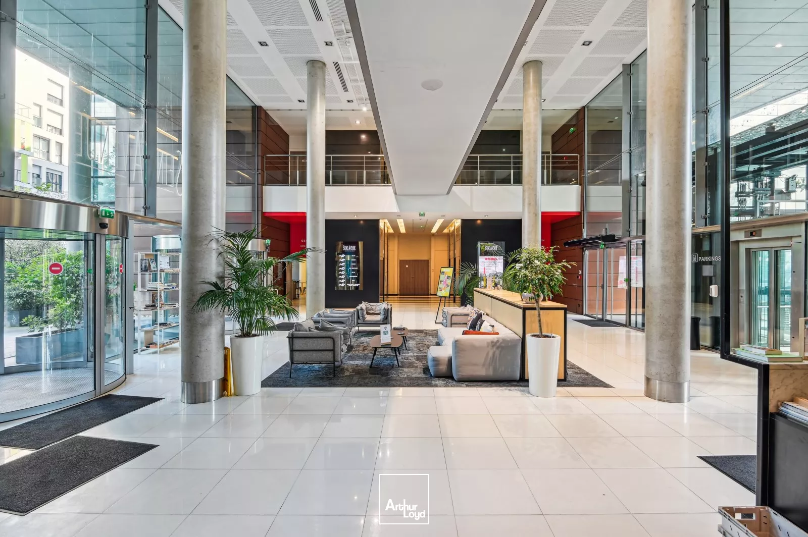 Asnières sur Seine - Vastes plateaux de bureaux ergonomiques et ultra-lumineux à louer - Immeuble serviciel de standing