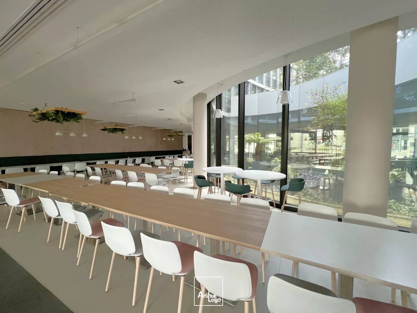 Bureaux labellisés et full services, proche du RER A, à Rueil Malmaison, 