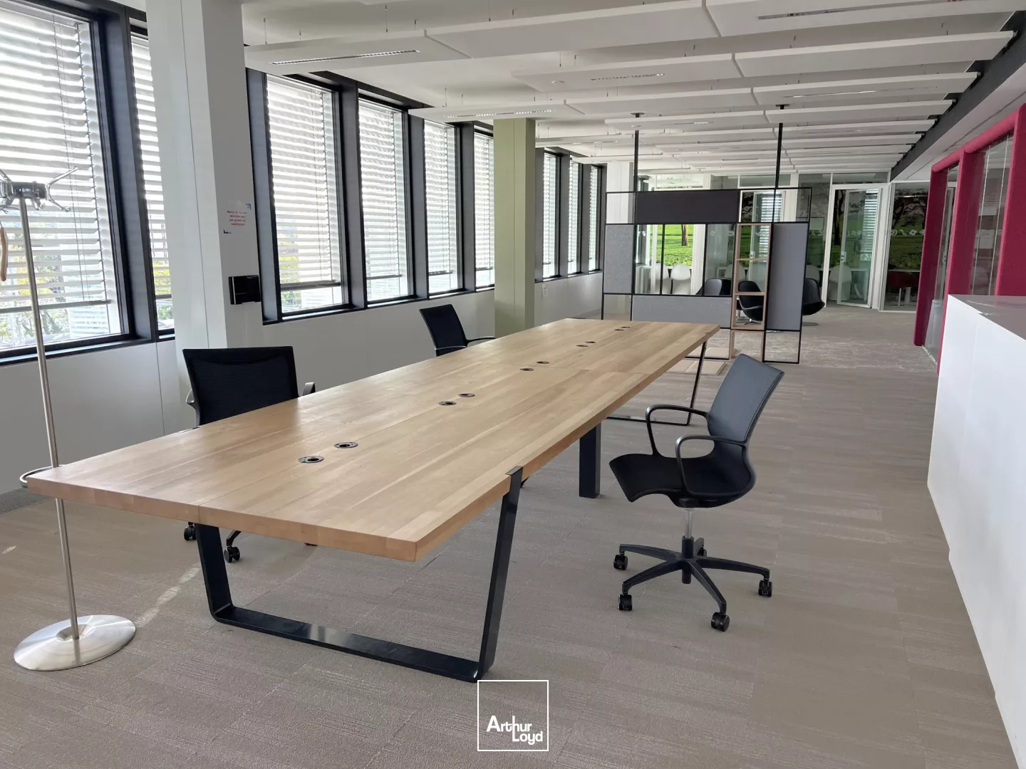 Bureaux labellisés et full services, proche du RER A, à Rueil Malmaison, 