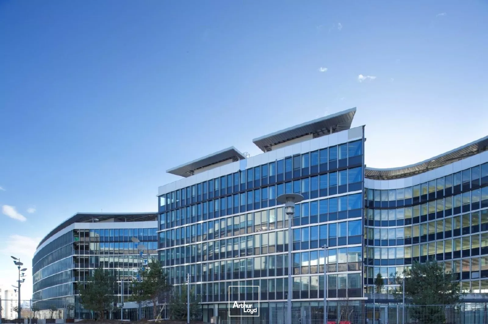 Bureaux labellisés et full services, proche du RER A, à Rueil Malmaison, 