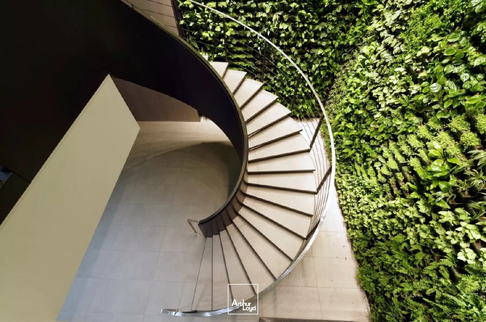 Bureaux labellisés et full services, proche du RER A, à Rueil Malmaison, 