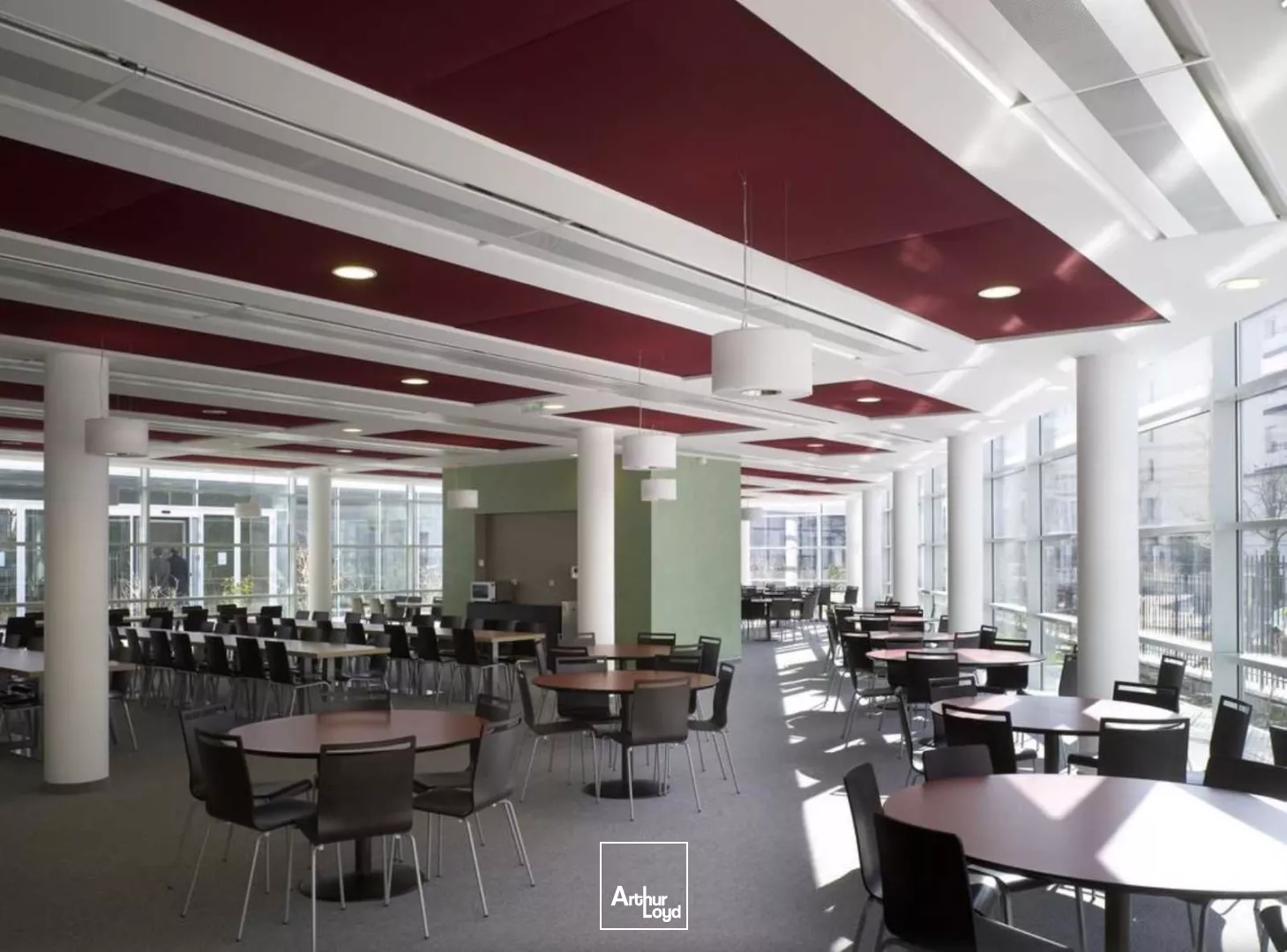 Bureaux à louer à MONTIGNY LE BRETONNEUX 78180