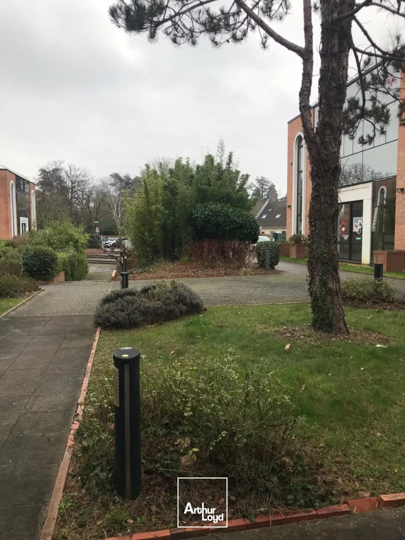 Bureaux à louer à JOUY EN JOSAS 78350