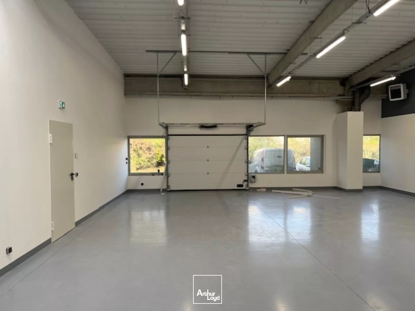 Entrepôts à louer à TRAPPES 78190