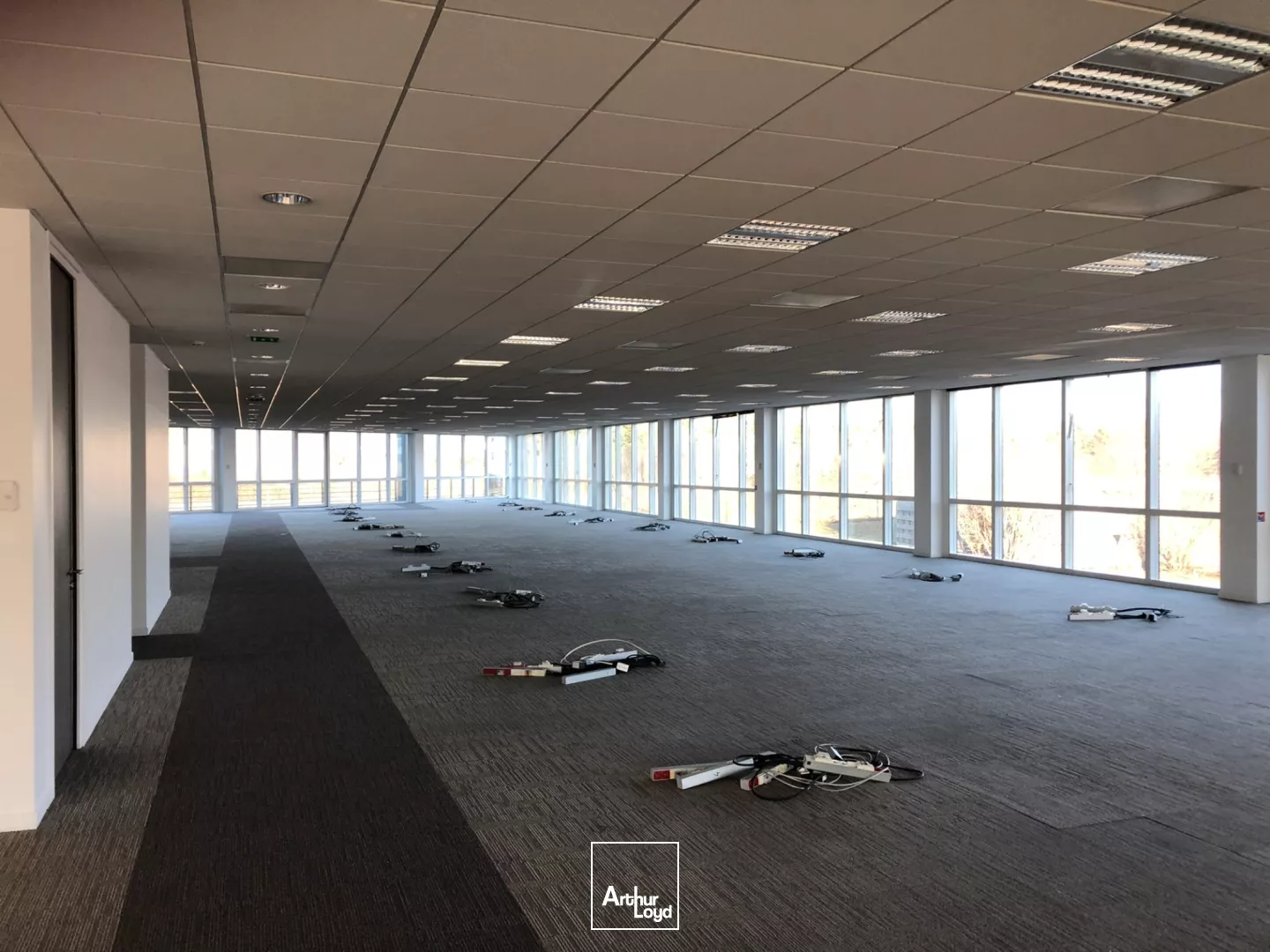 Bureaux certifiés BREEAM à louer - 1 301 m² divisibles dès 260 m² - Paris Nord 2 Roissy CDG
