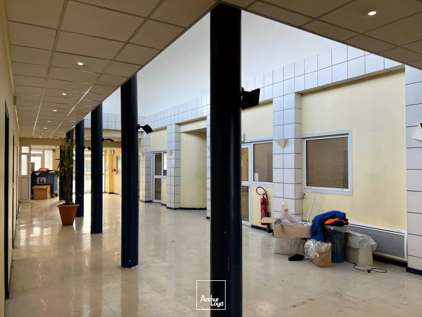 10 PORTES A QUAI !!!