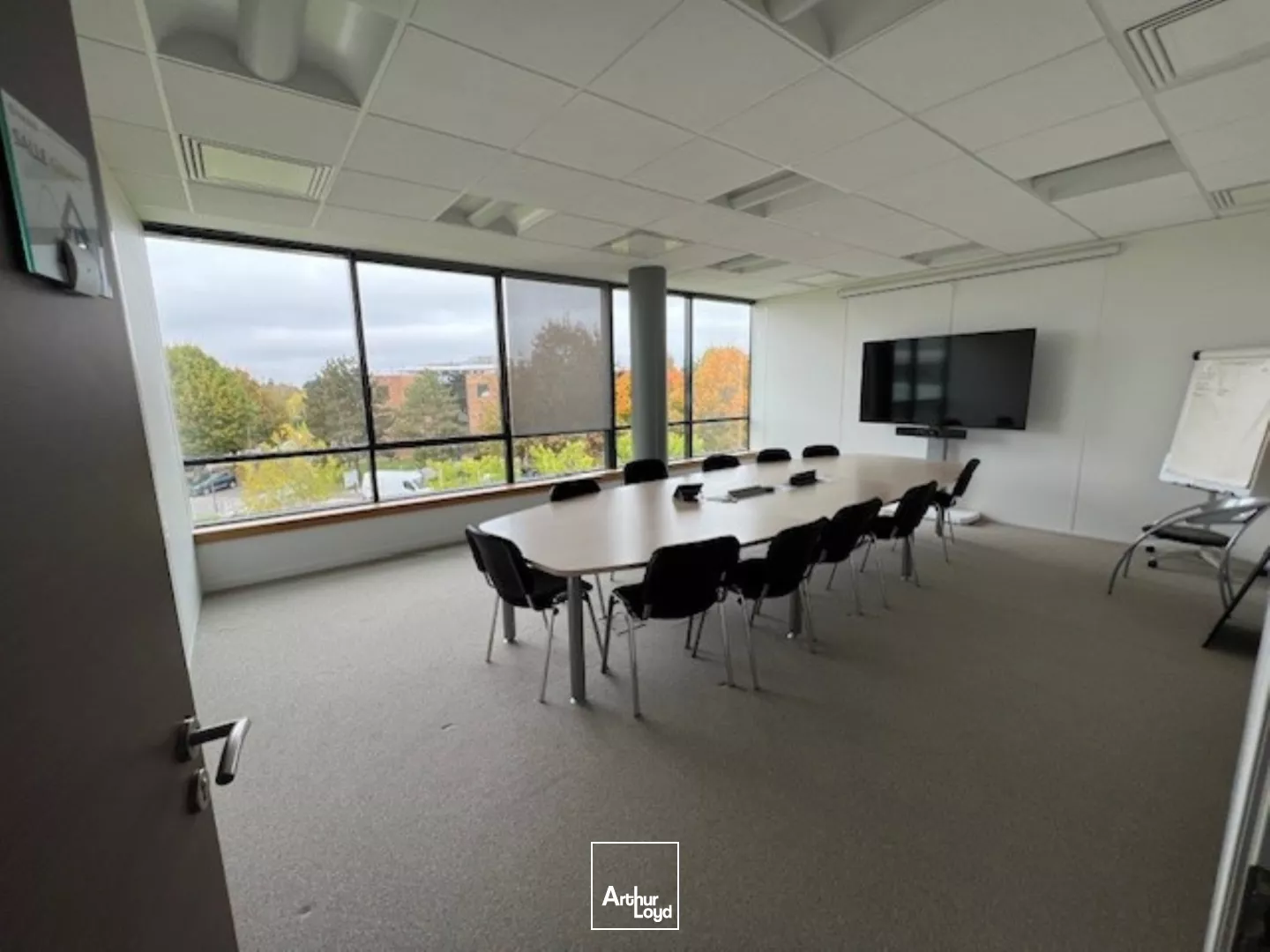 Bureaux à louer à SAINT AUBIN 91190