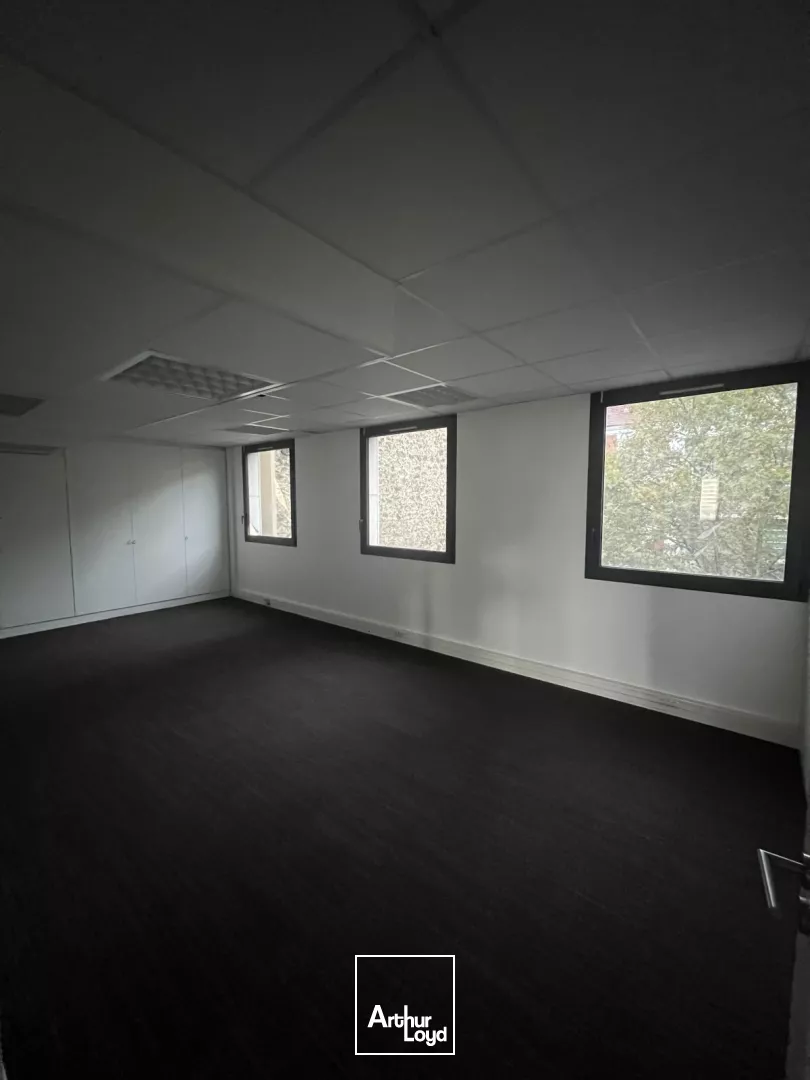 Bureaux à louer à MALAKOFF 92240