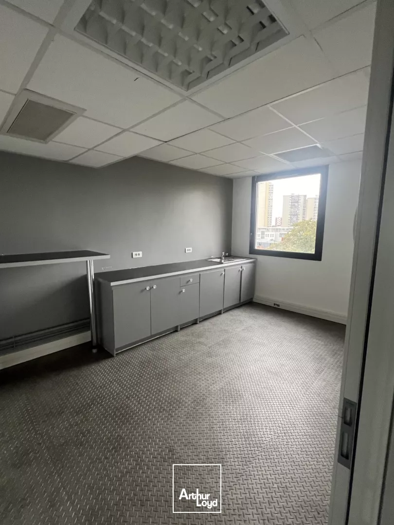 Bureaux à louer à MALAKOFF 92240