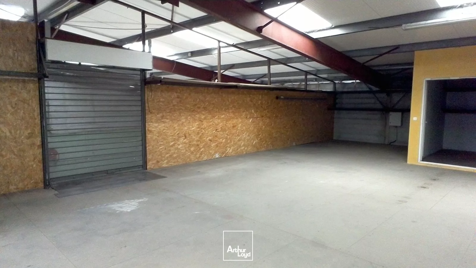 Entrepôt à louer - ZI St Mitre - La Penne sur Huveaune