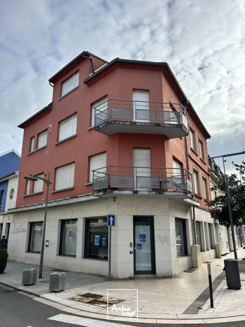 BUREAUX à VENDRE de 89.6 m²