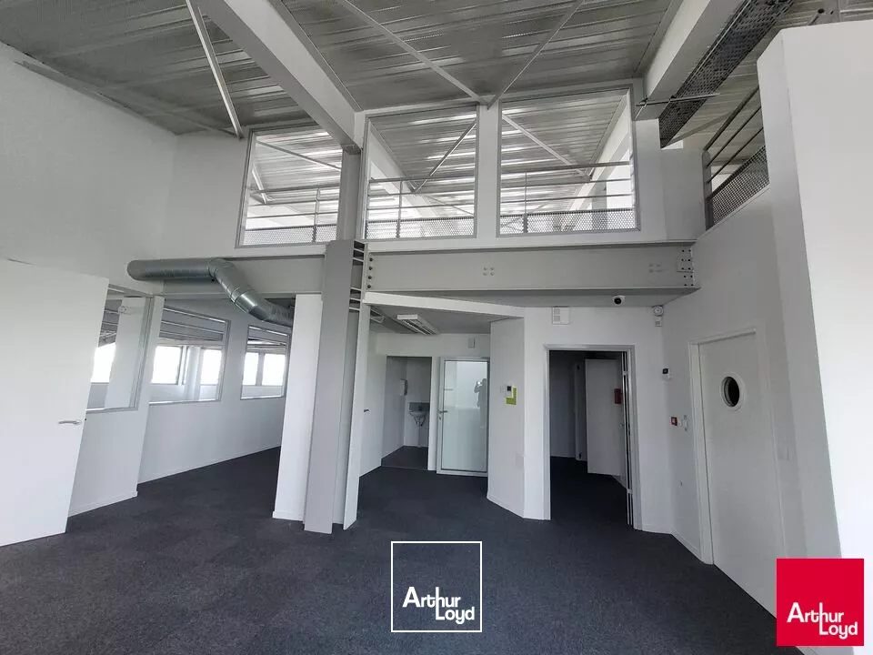 LOCATION PLATEAUX DE BUREAU 895m² LE MANS GARE TGV