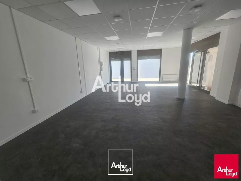 Angers proche CHU local commercial de 54m² à louer 