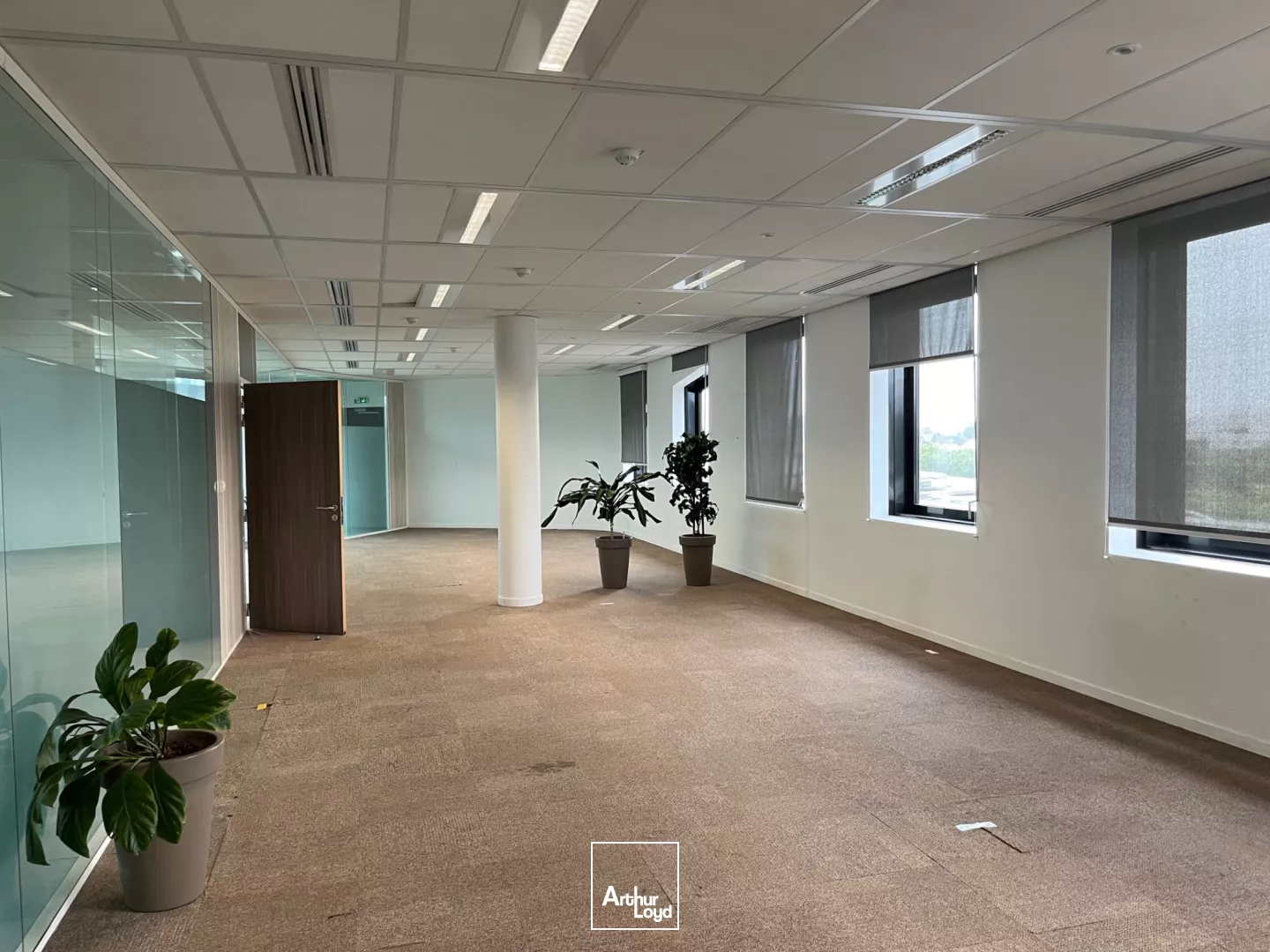 IMMEUBLE DE BUREAUX A LOUER PIED DE GARE ERMONT-EAUBONNE