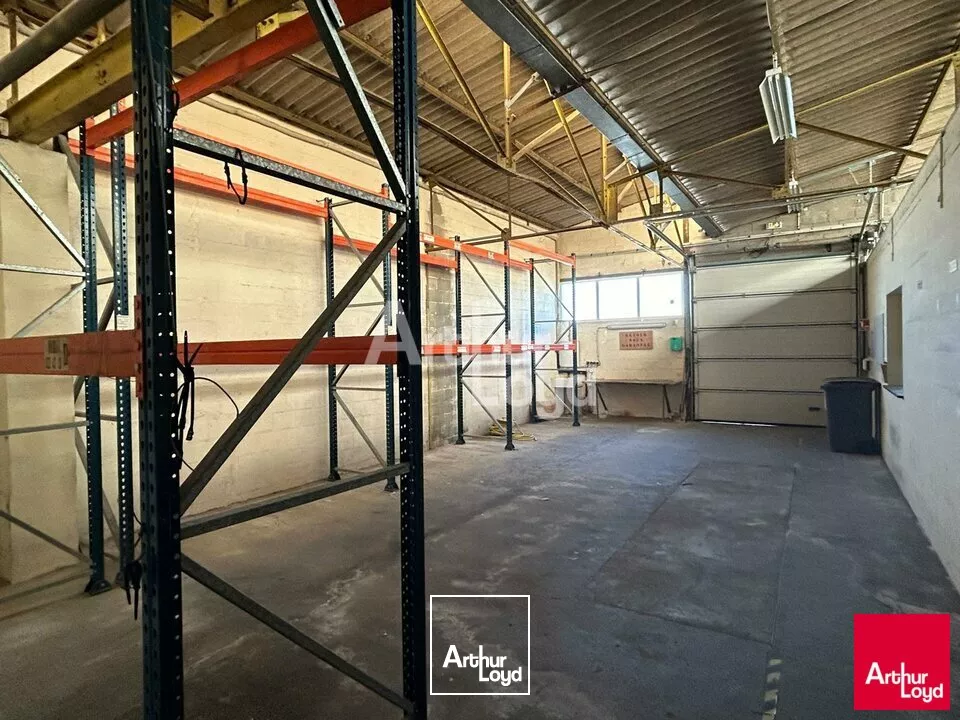 SAINT AIGNAN - LOCATION LOCAL D'ACTIVITÉ DE 440 M² - AXE PASSANT