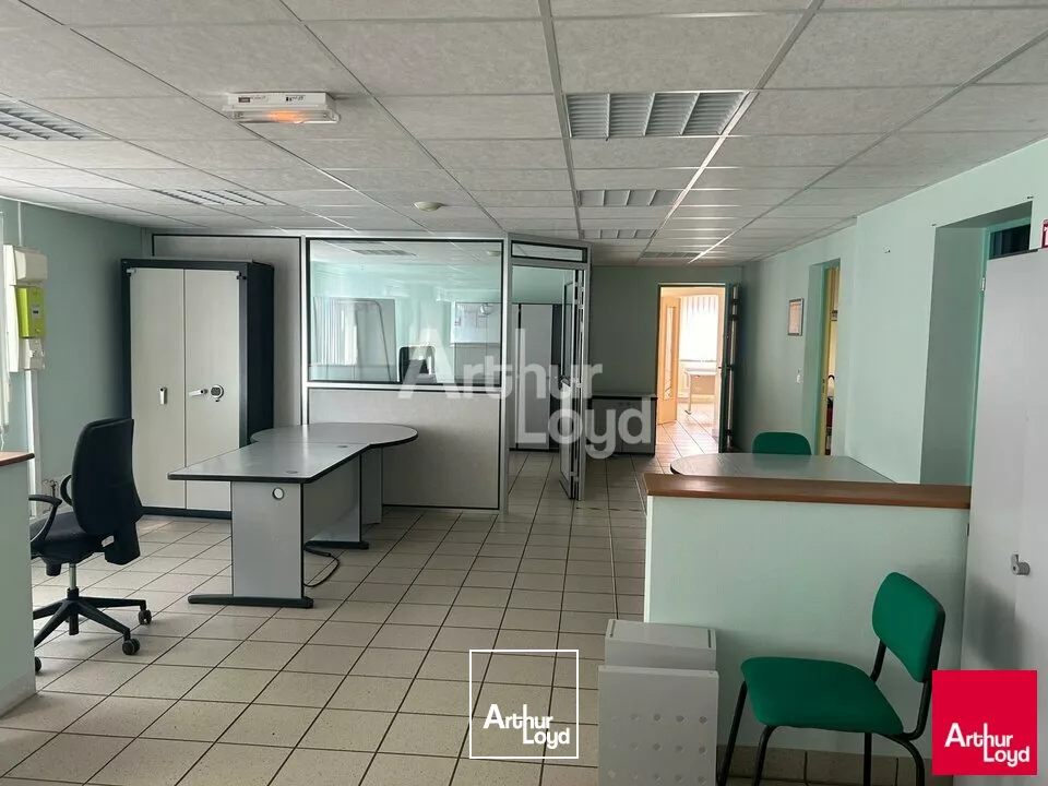 SAINT AIGNAN - LOCATION LOCAL D'ACTIVITÉ DE 440 M² - AXE PASSANT