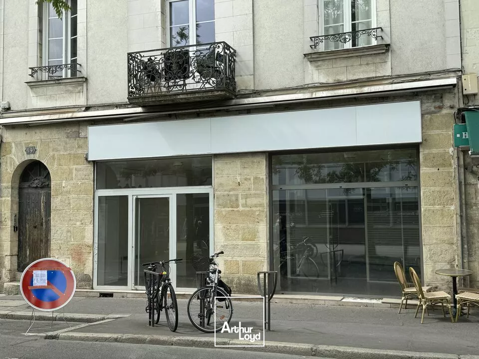 Local commercial - 103 m² - Tours centre