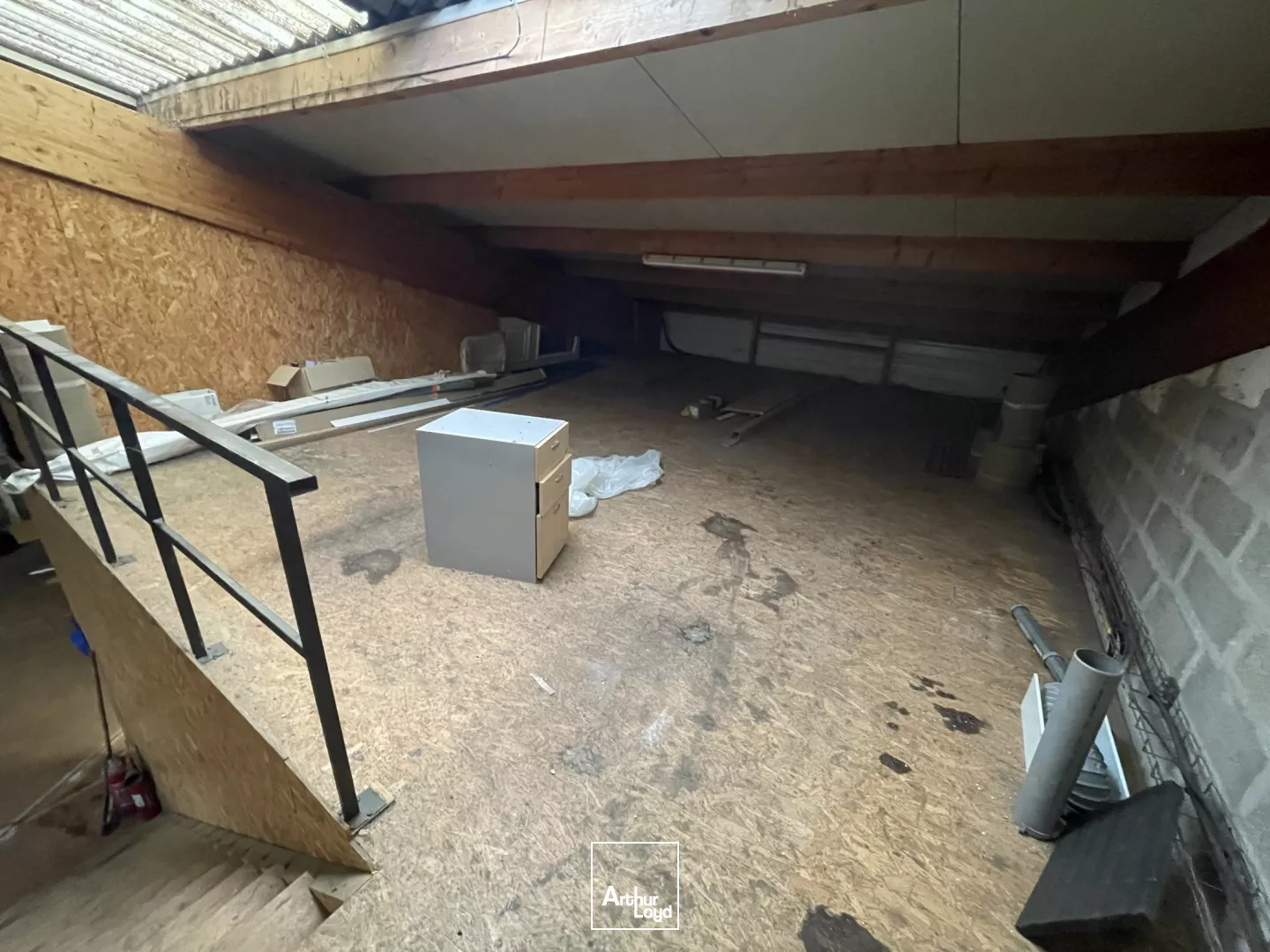 Locaux d'activité à louer à ANGERVILLE LA CAMPAGNE 27930