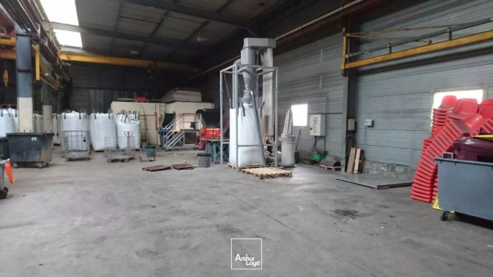 A Louer A vendre Entrepôt Valenciennes 