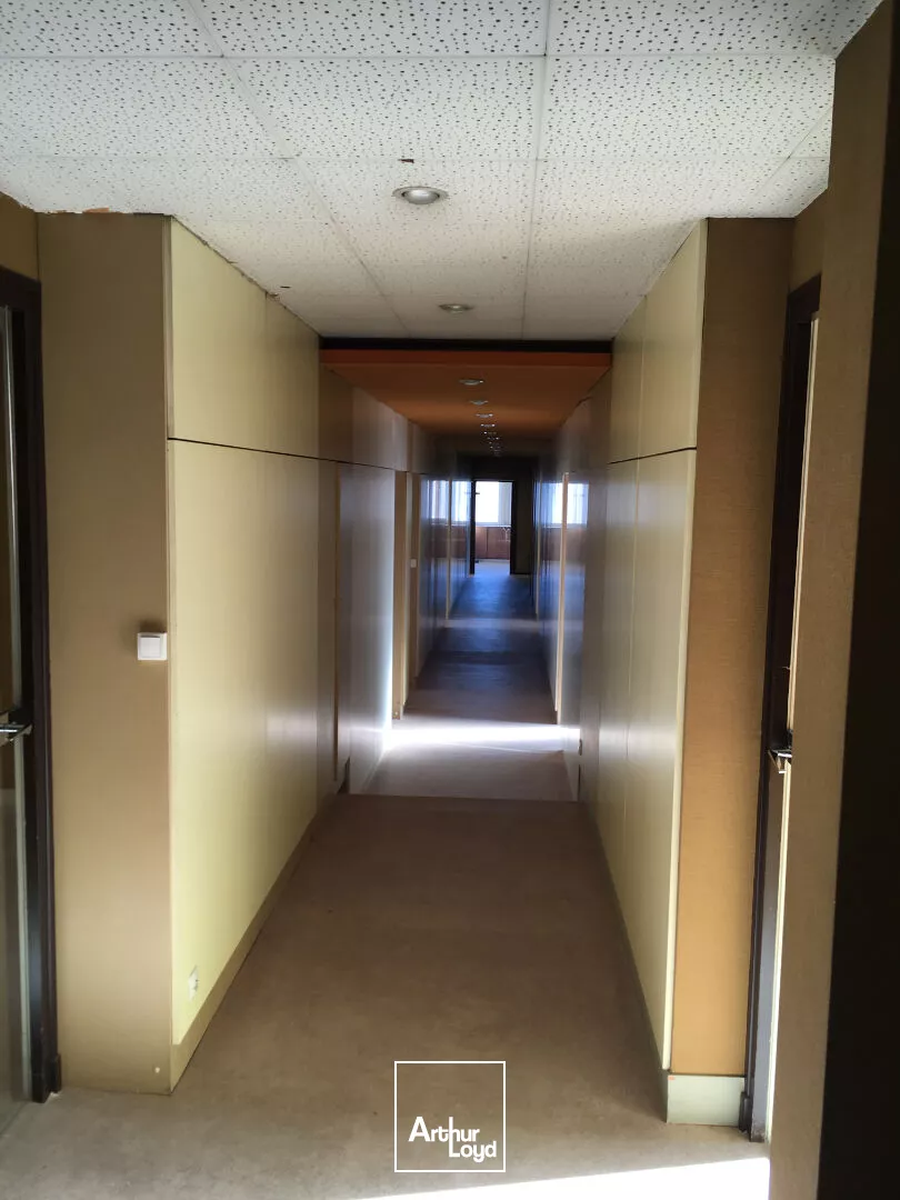 Proche Limoges centre - Plateau de Bureaux de 400 m² à rafraîchir