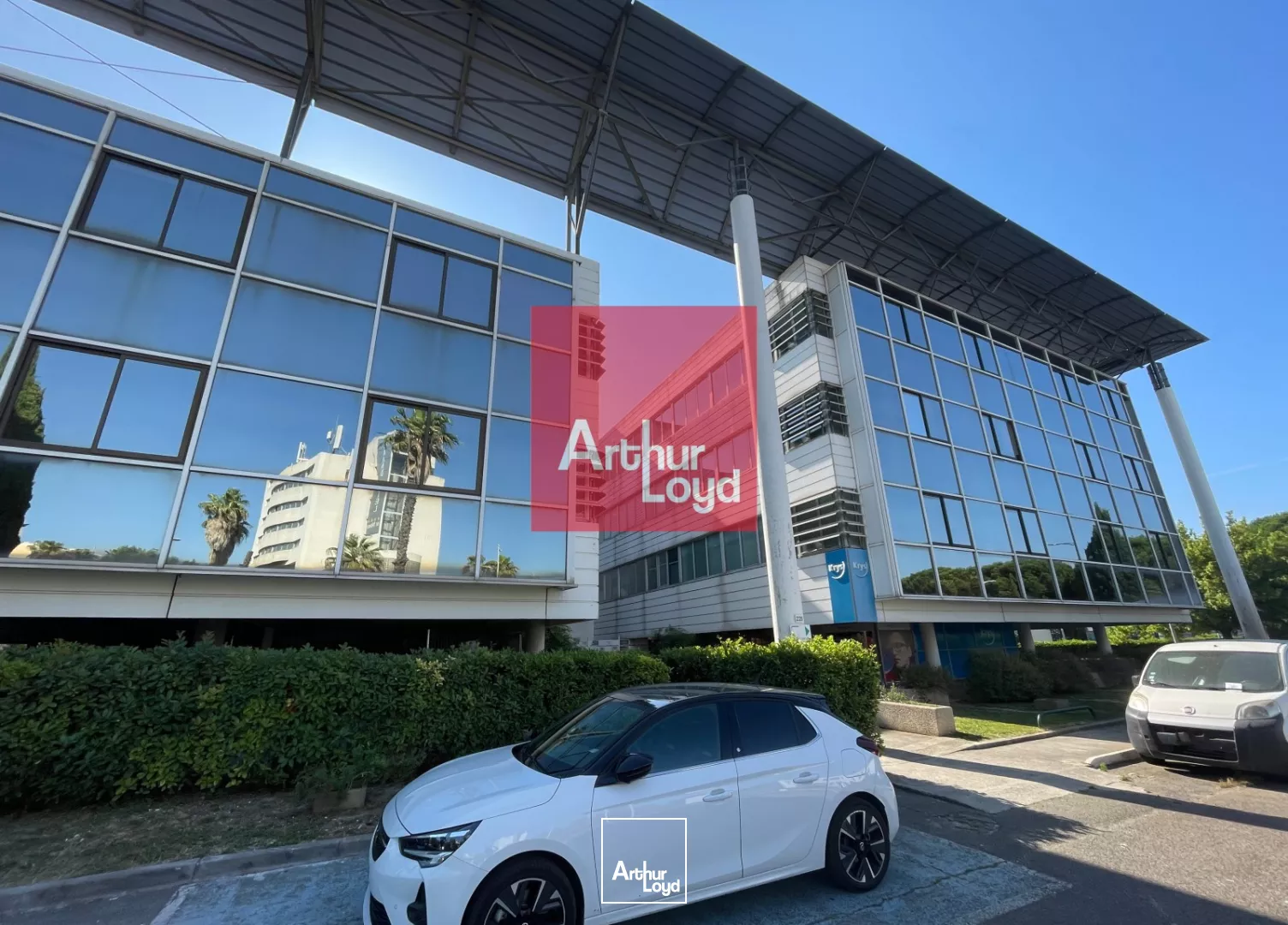 Local professionnel Nîmes - Valmédica : Bureaux 70 m² climatisés PMR, idéal professions médicales/tertiaires - A vendre