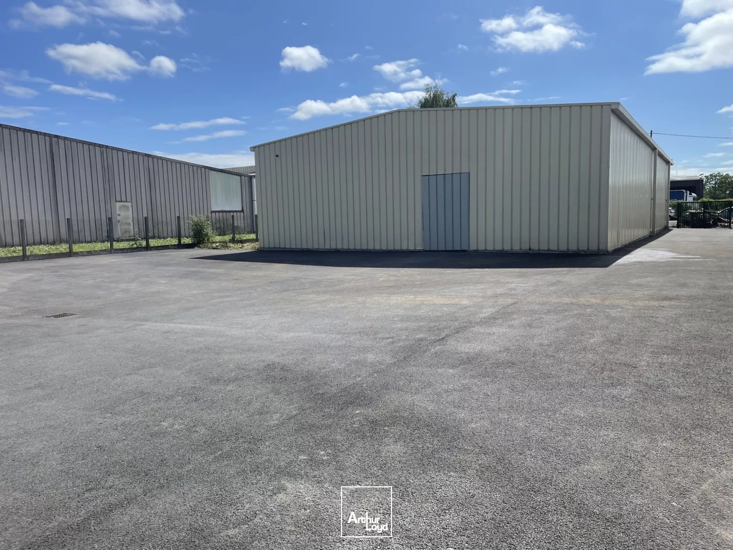 proximité arras saint laurent blangy surface activité location bureaux batiment indépendant