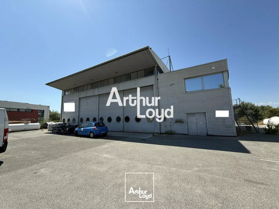LOCAL D'ACTIVITE - ENTREPOT location à SAINT-RAPHAËL 83700