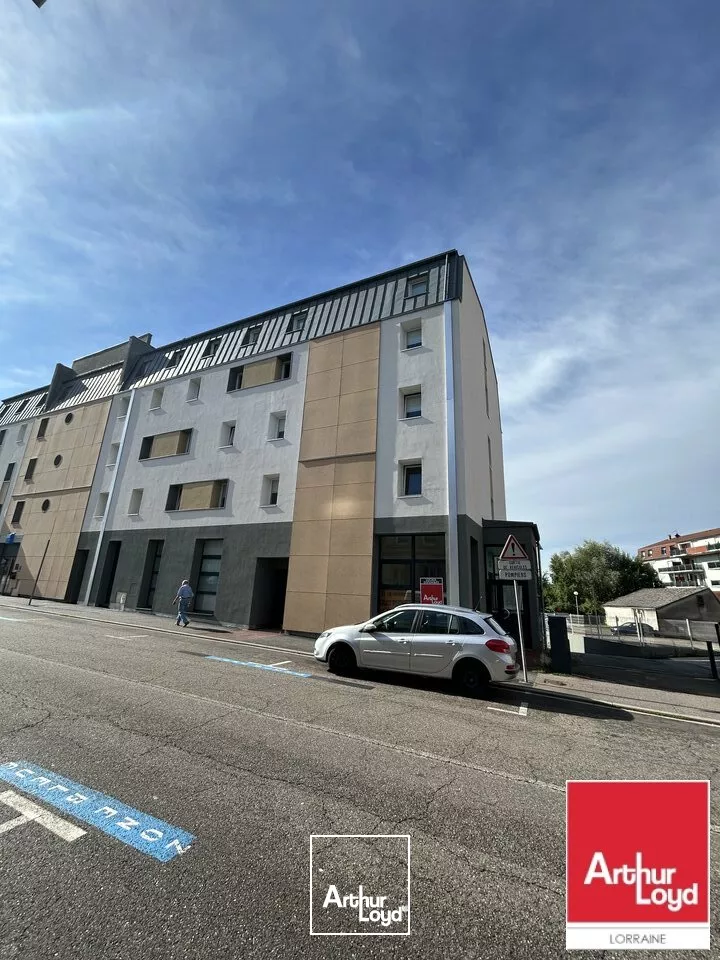 BUREAUX à LOUER de 391 m²