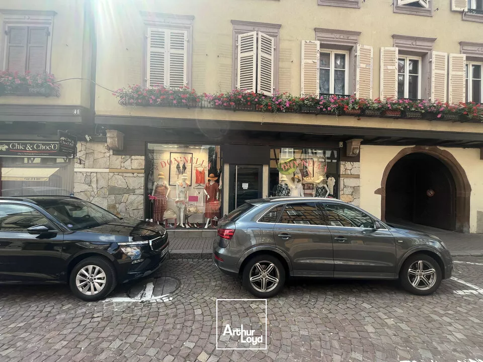 LOCAL COMMERCIAL à LOUER de 60 m²