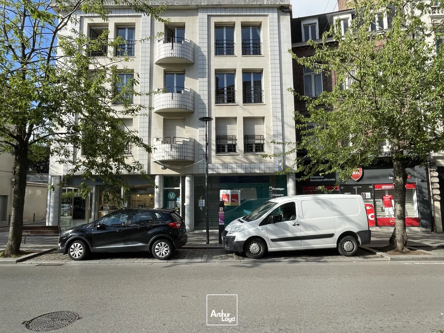TOP EMPLACEMENT A DEUX PAS DE LA PLACE D'ARMES !Local commercial à louer Valenciennes,Rue du Quesnoy