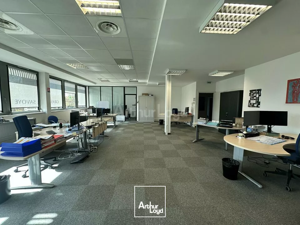 BUREAUX à LOUER de 490 m²