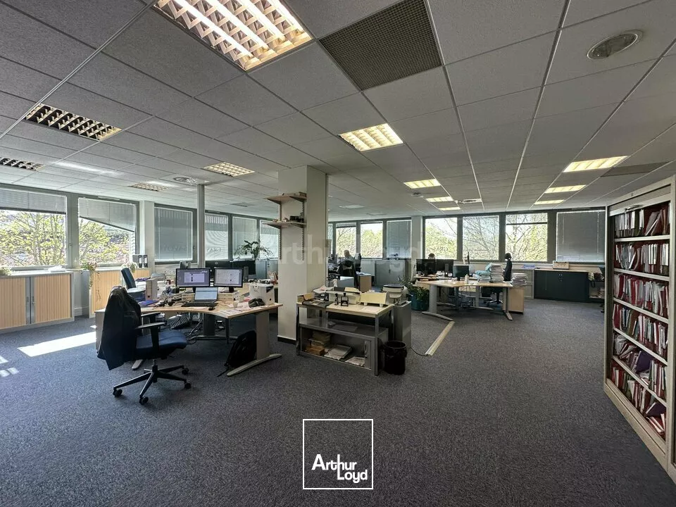 BUREAUX à LOUER de 490 m²