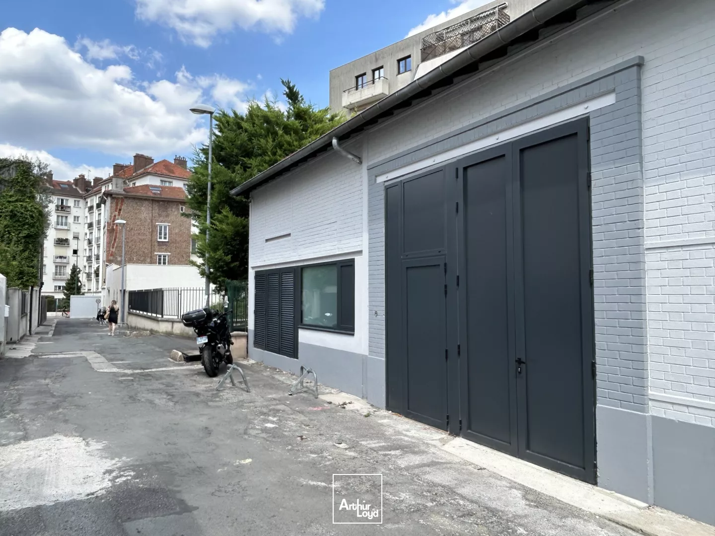 Bureaux atypiques à Courbevoie - Prestations de qualité - Environnement résidentiel