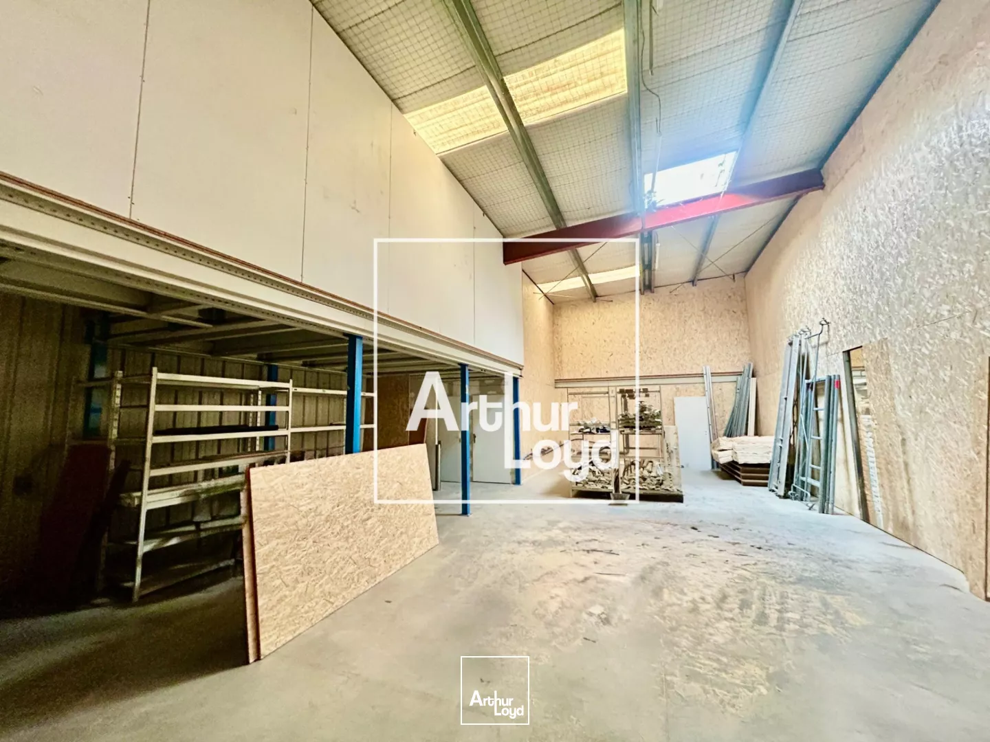 Local d'activité avec bureaux à louer Montpellier - Zone Tournezy - Emplacement stratégique