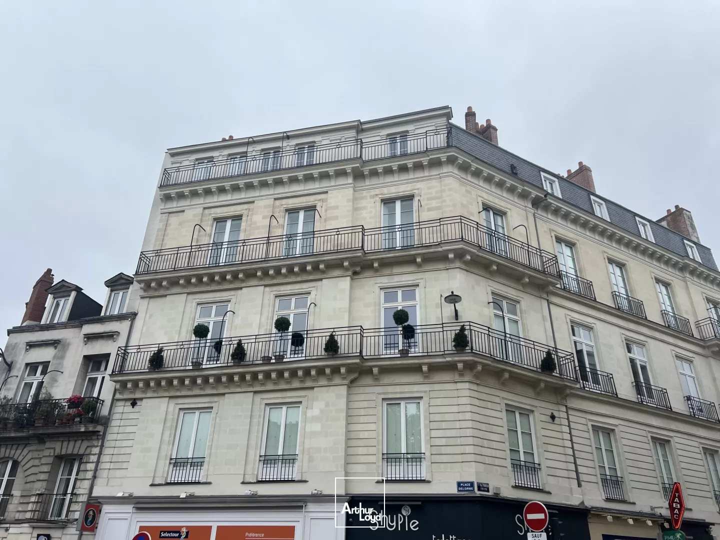 BUREAUX HAUT DE GAMME A VENDRE / A LOUER - NANTES CENTRE DELORME
