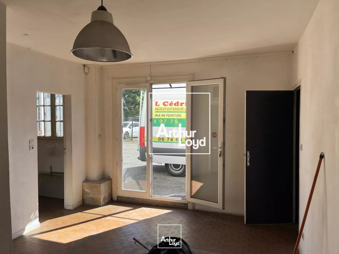 LOCAL D'ACTIVITE 1 200 m² - A LOUER - SAINT ALBAN