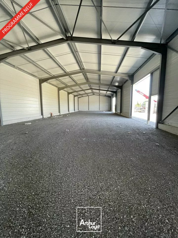 À louer - Cellule d'activité de 460 m² dans parc récent - Avignon Nord