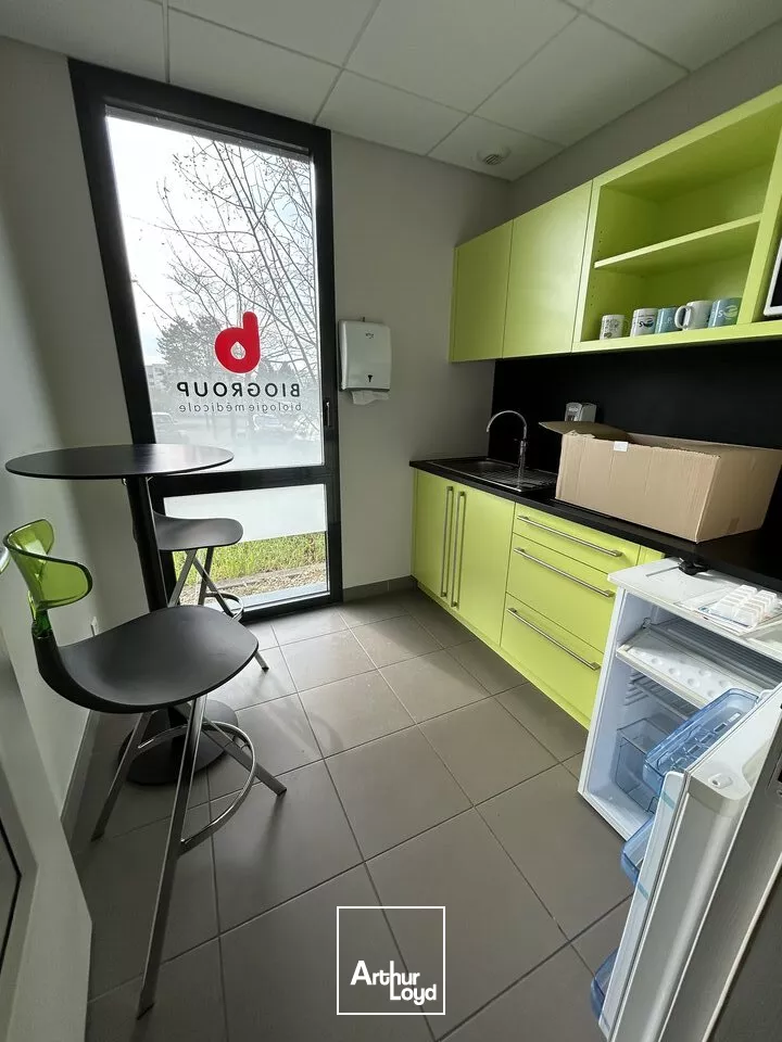 BUREAUX à LOUER de 258 m²