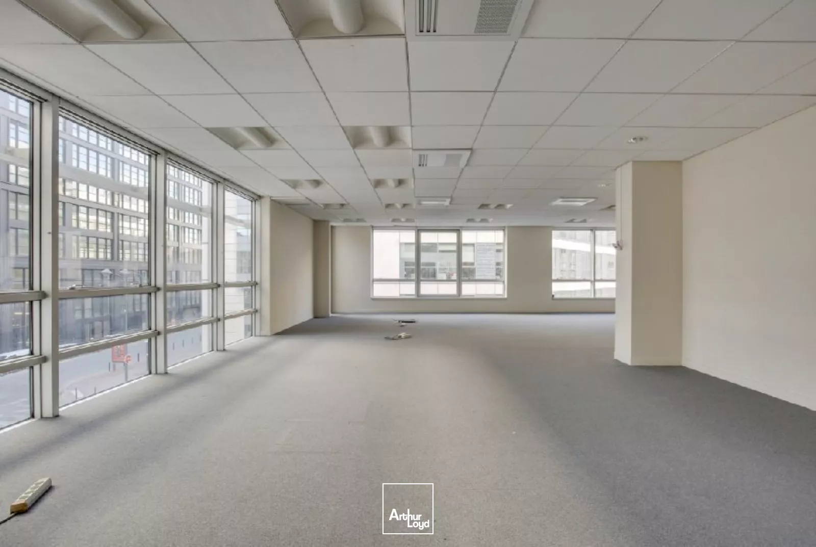 Un cadre de travail haut de gamme, de nombreux services, dans un immeuble immeuble moderne alliant confort, fonctionnalité, et loyer attractif