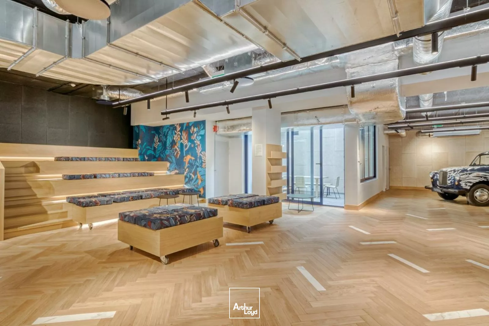 Un cadre de travail haut de gamme, de nombreux services, dans un immeuble immeuble moderne alliant confort, fonctionnalité, et loyer attractif