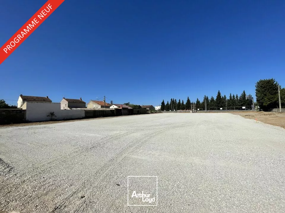 À louer - Local traversant de 219 m² à Sorgues - Double accès, site sécurisé, parc d'activités neuf