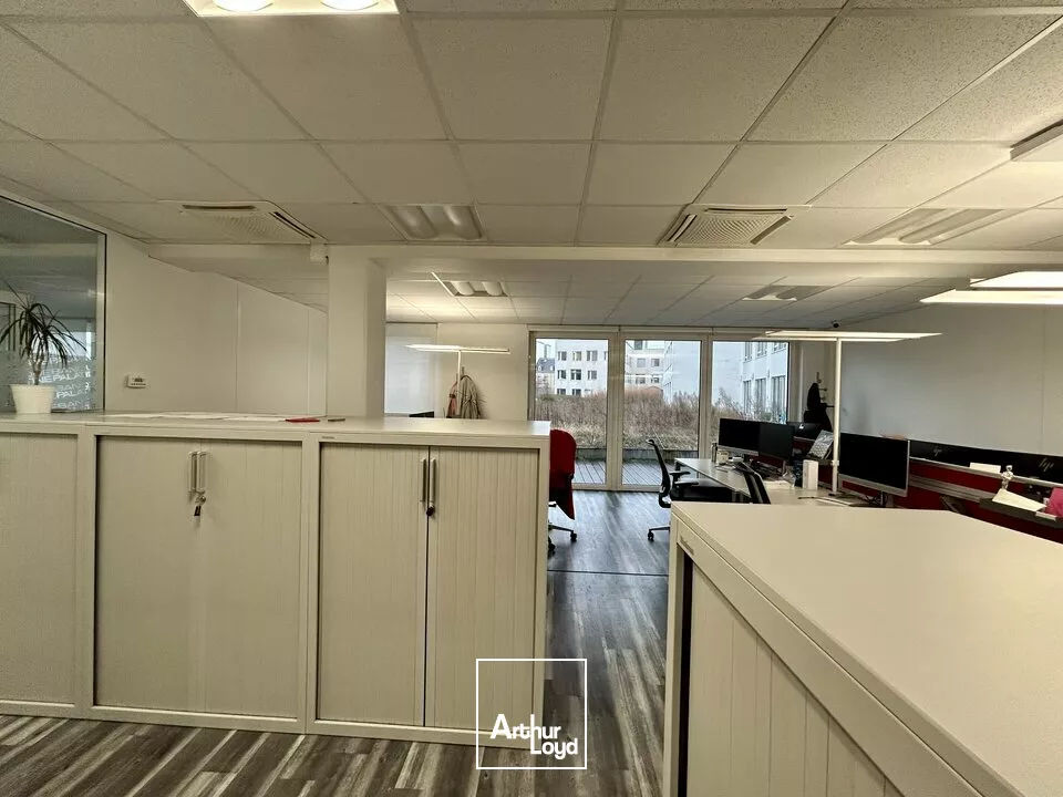 BUREAUX à LOUER de 220 m²