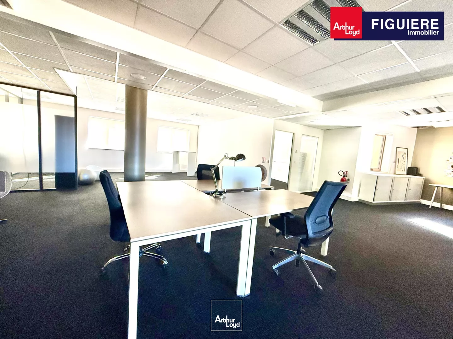 EXCLUSIVITE - BUREAUX A LOUER EN CENTRE VILLE D'AIX EN PROVENCE AVEC PARKING PRIVATIF