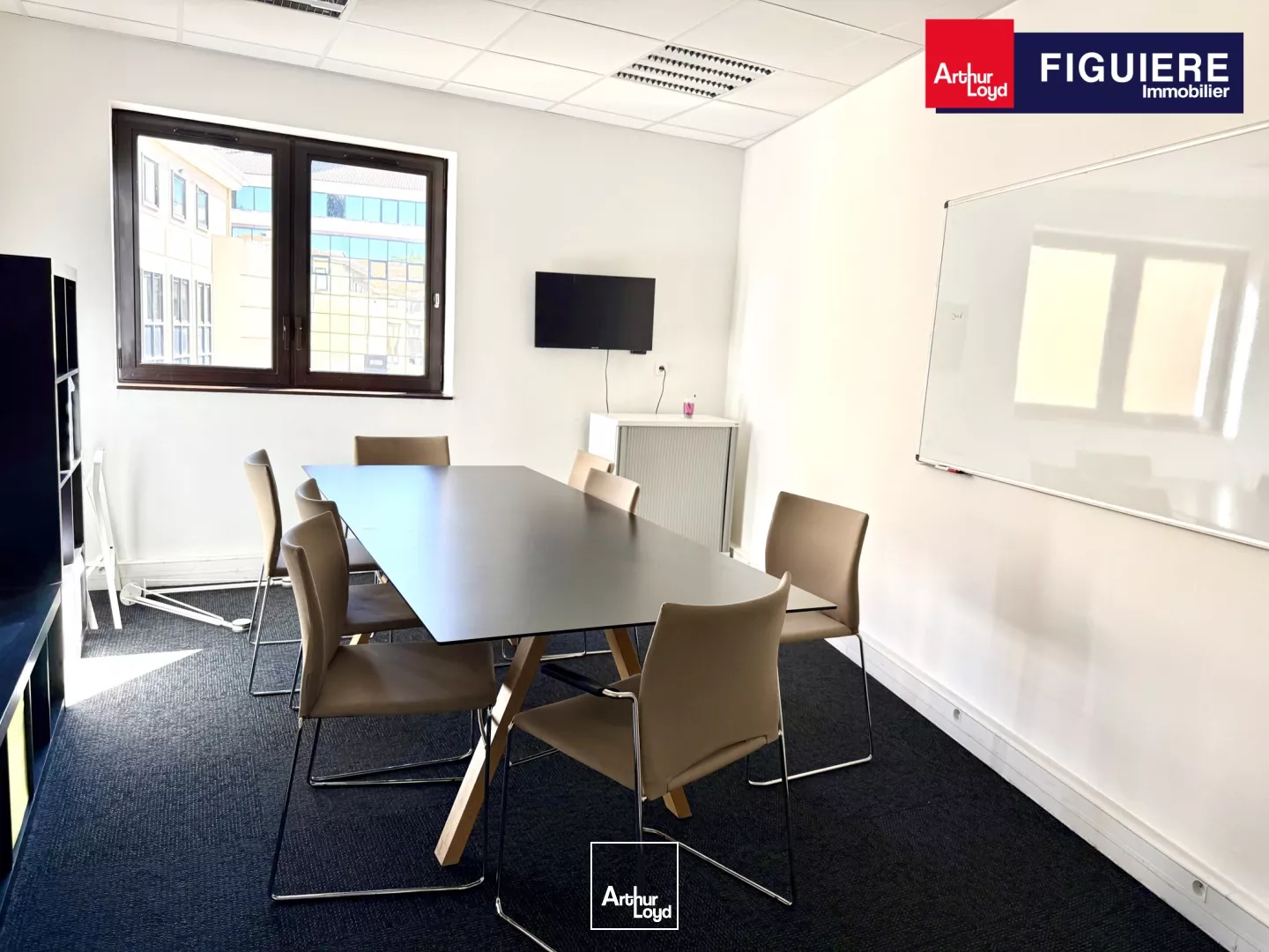 EXCLUSIVITE - BUREAUX A LOUER EN CENTRE VILLE D'AIX EN PROVENCE AVEC PARKING PRIVATIF