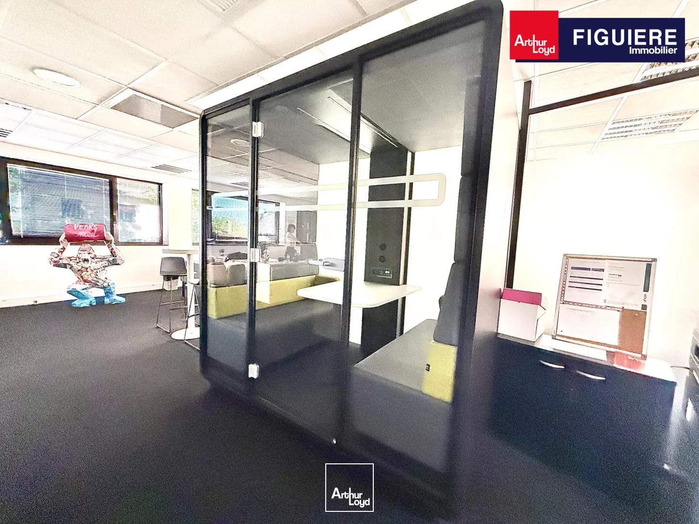 EXCLUSIVITE - BUREAUX A LOUER EN CENTRE VILLE D'AIX EN PROVENCE AVEC PARKING PRIVATIF