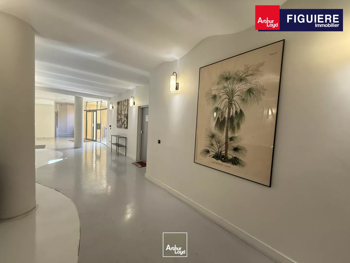 EXCLUSIVITE - BUREAUX A LOUER EN CENTRE VILLE D'AIX EN PROVENCE AVEC PARKING PRIVATIF