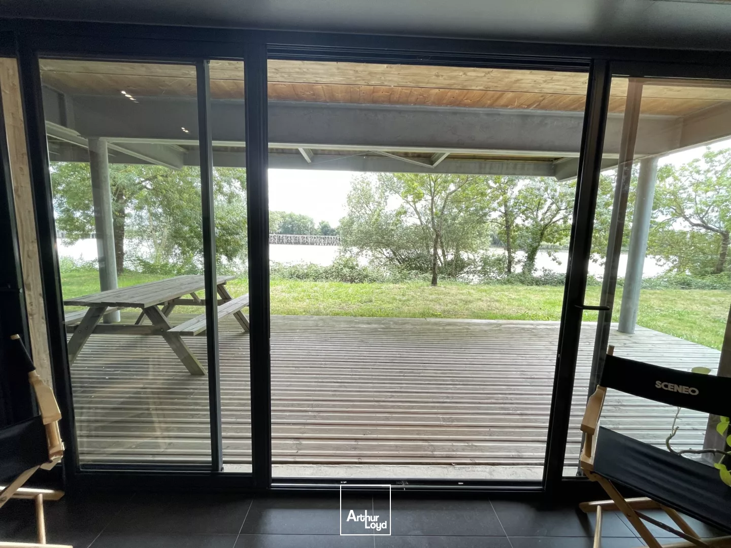 BUREAUX À VENDRE OU À LOUER-92 M²-BORD DE LOIRE