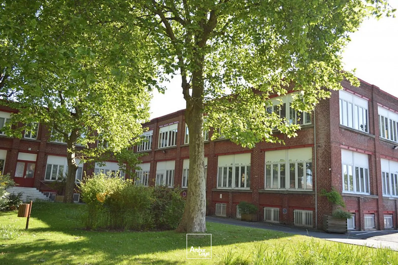 Bureaux à louer en Centre d'affaire à Lille-Eurasanté