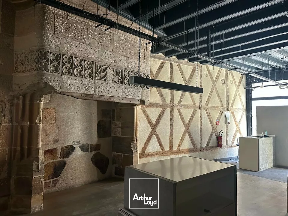 Local commercial centre ville Bourges 45m²